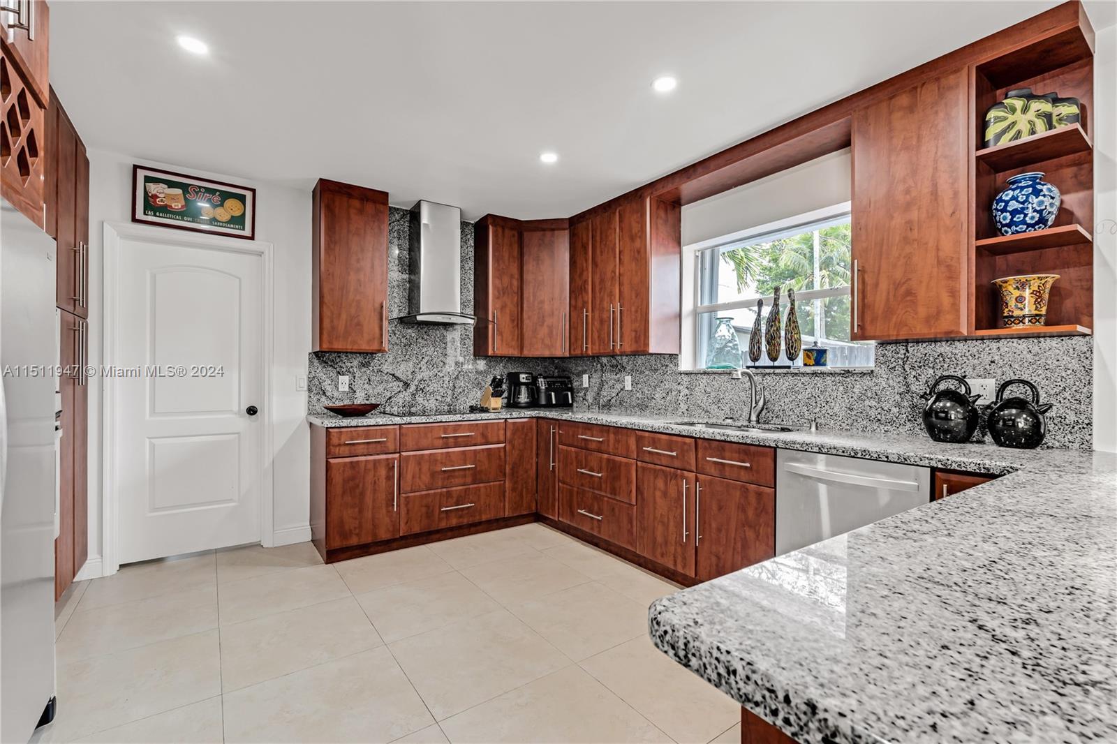 KINGS BAY SUB - Residential