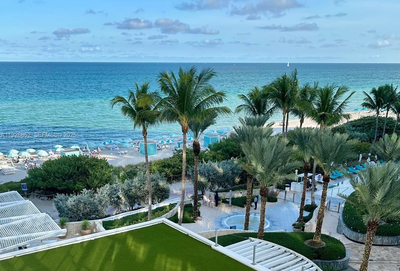 CENTRAL CARILLON BEACH - Residential
