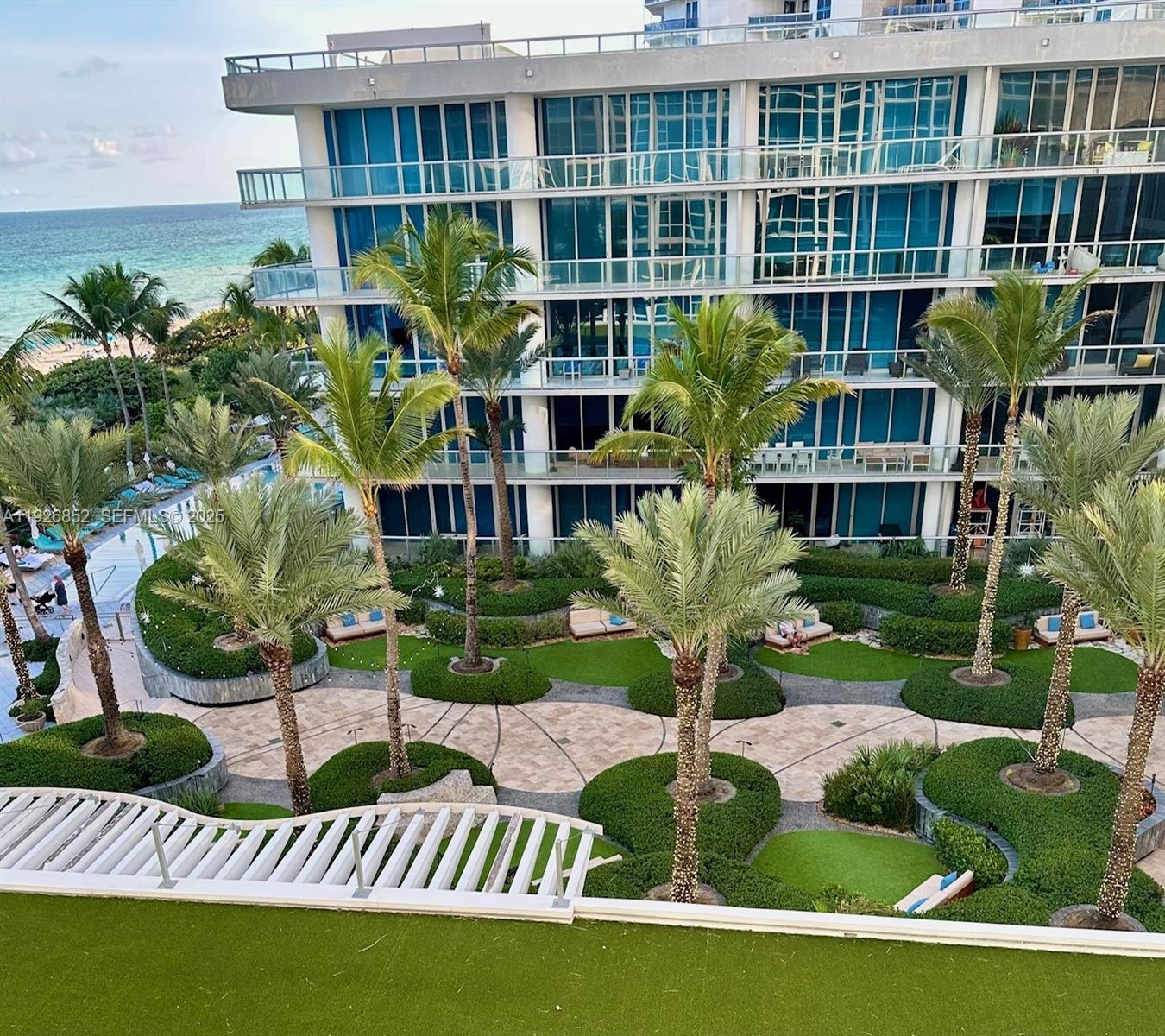 CENTRAL CARILLON BEACH - Residential