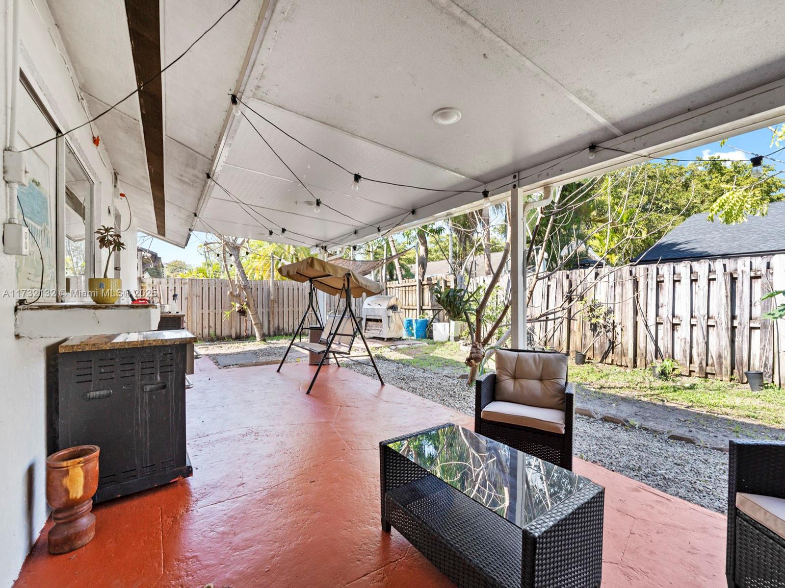 SHORES CALUSA - Residential