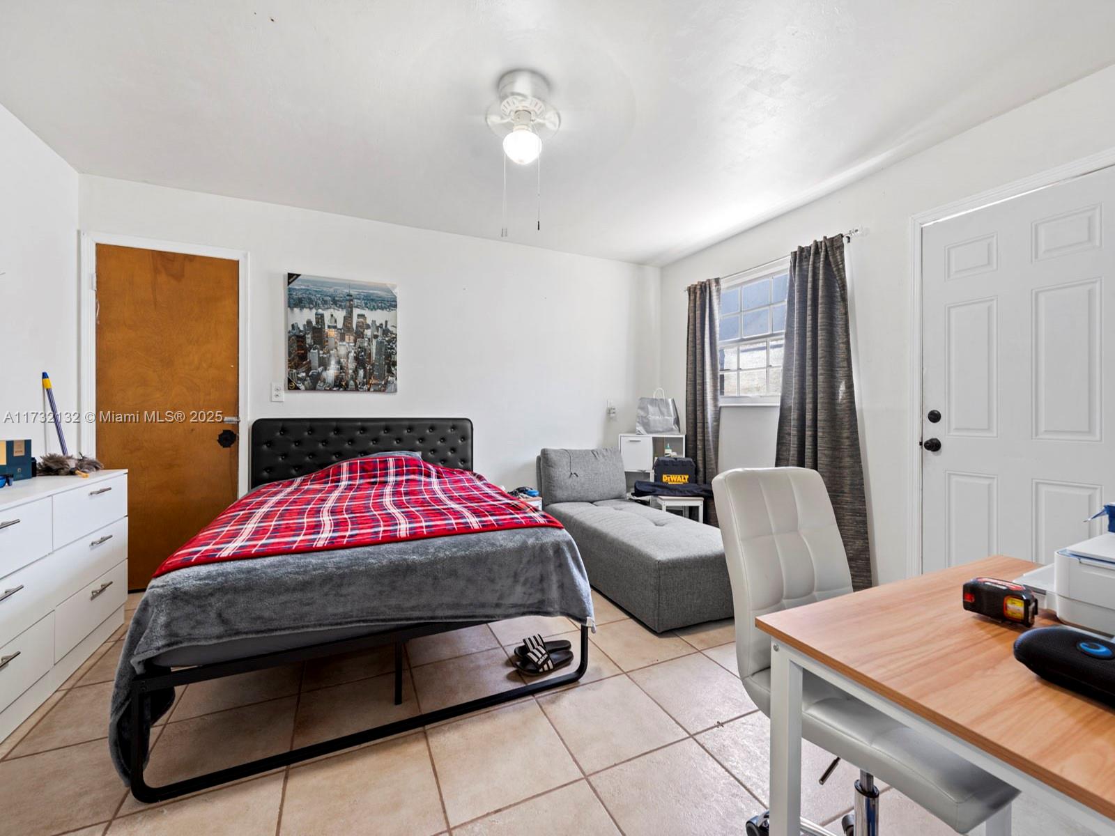 SHORES CALUSA - Residential