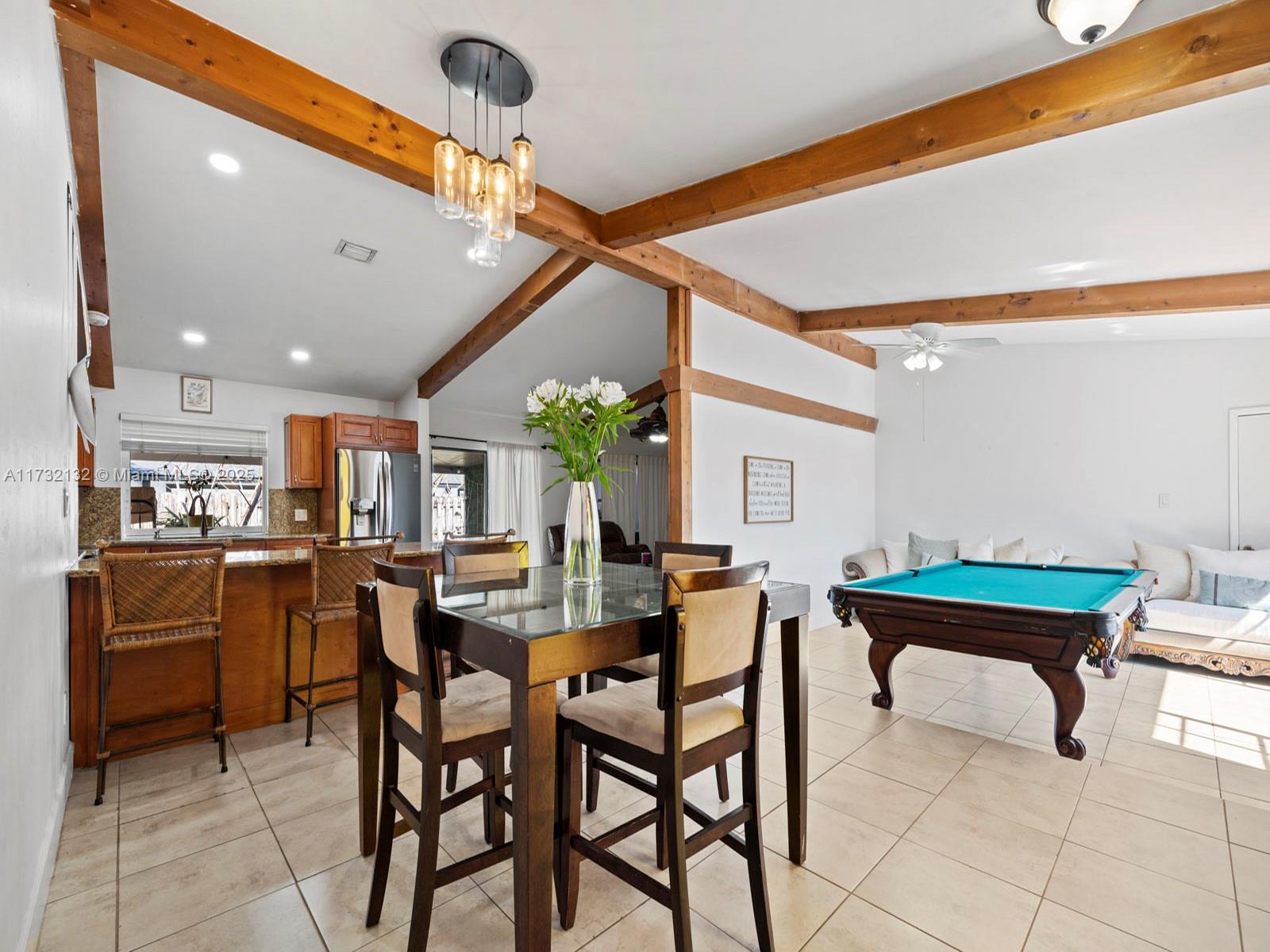 SHORES CALUSA - Residential