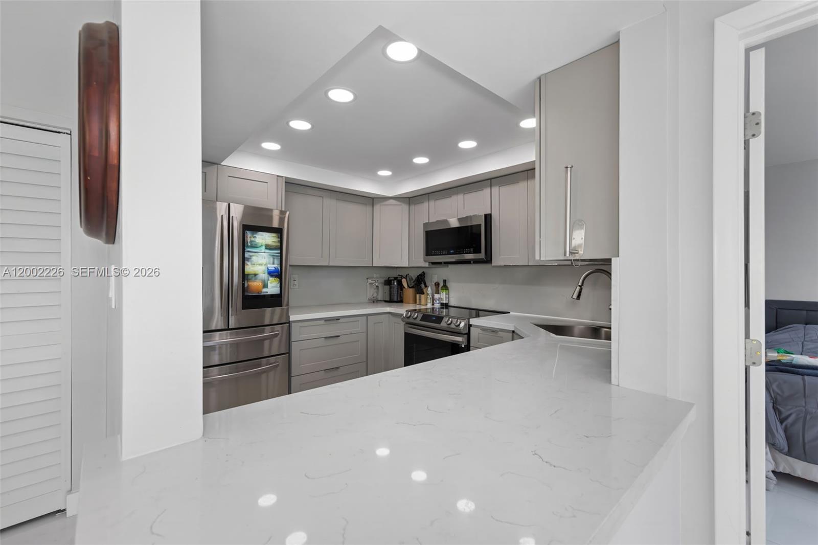 REEF NORTH CONDO - Residential