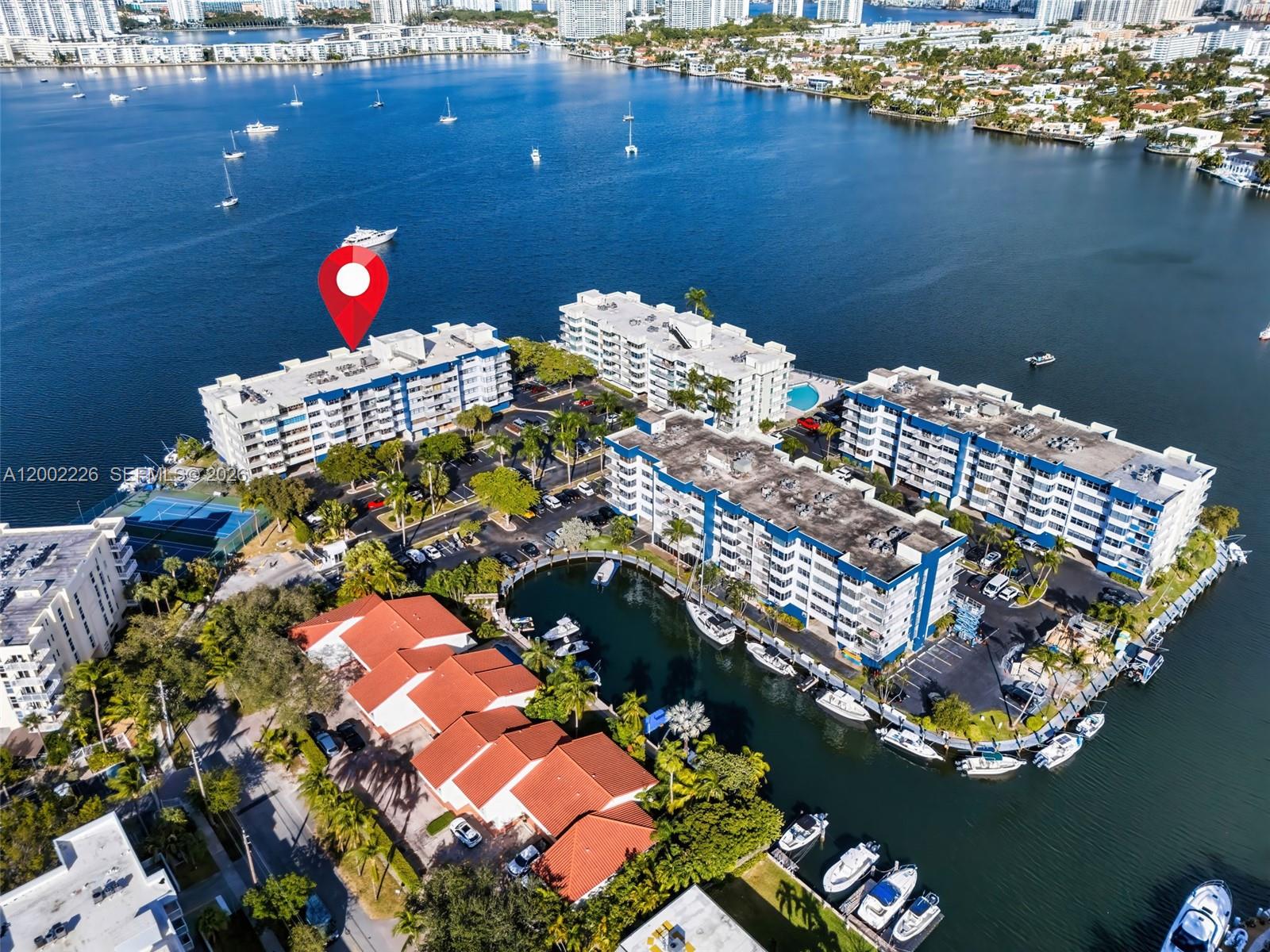 REEF NORTH CONDO - Residential