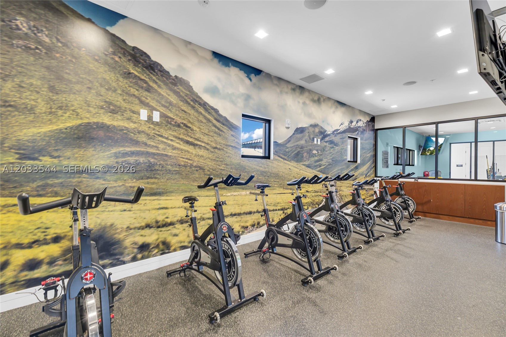 APEX AT PARK CENTRAL COND - Residential Lease