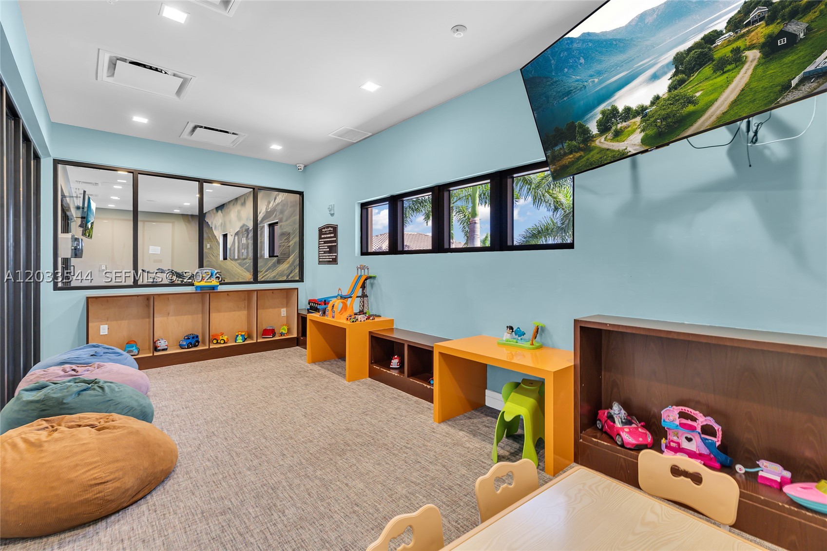 APEX AT PARK CENTRAL COND - Residential Lease