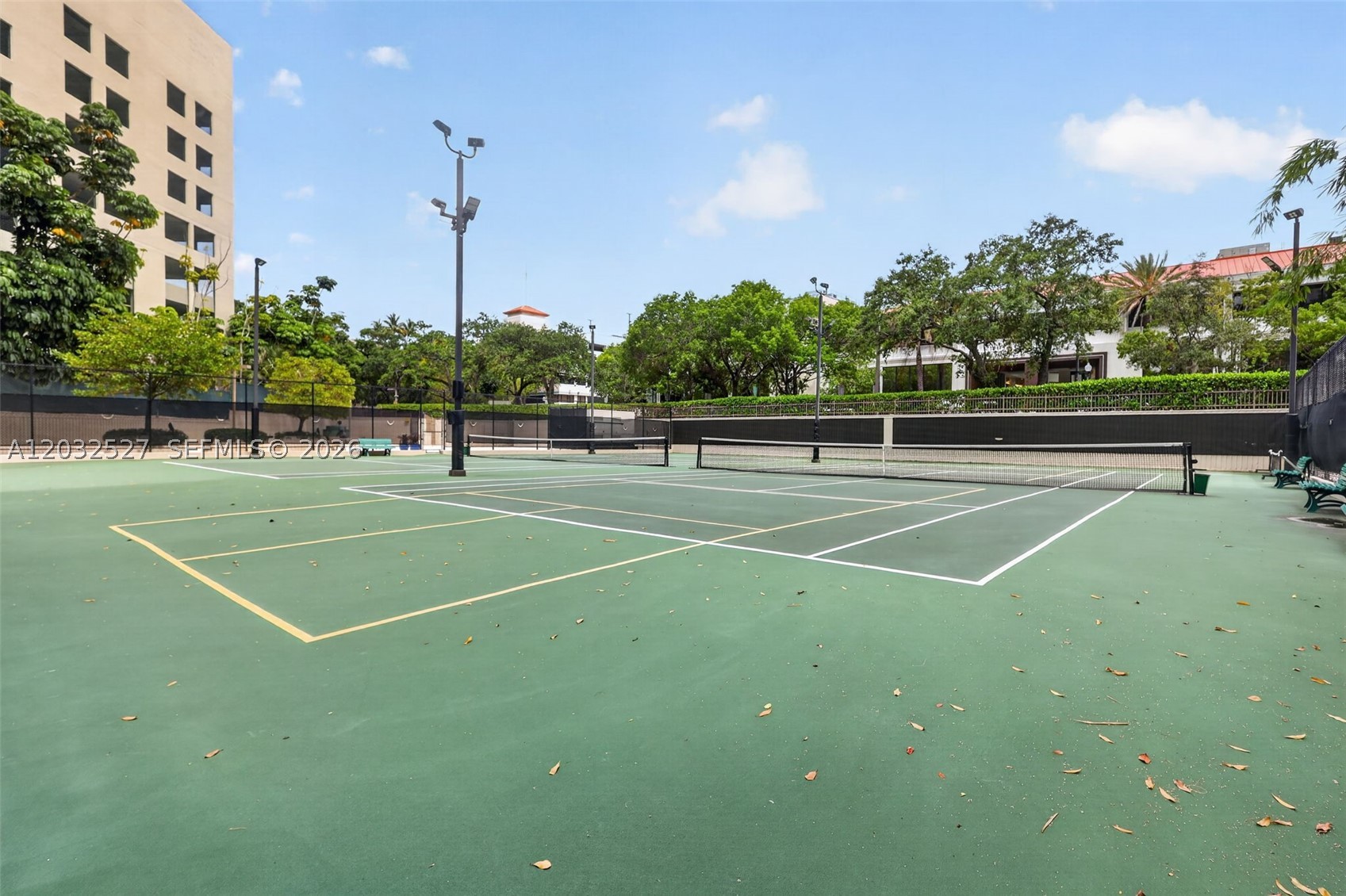 YACHT HARBOUR CONDO - Residential