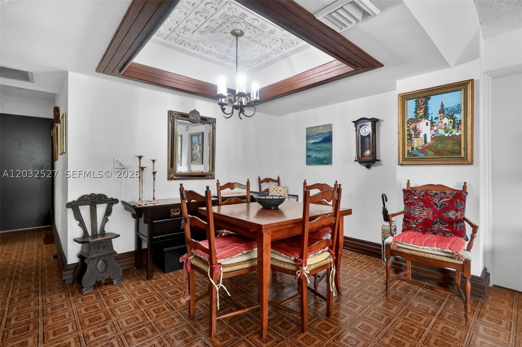 YACHT HARBOUR CONDO - Residential