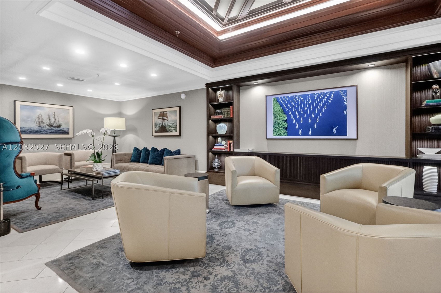 YACHT HARBOUR CONDO - Residential