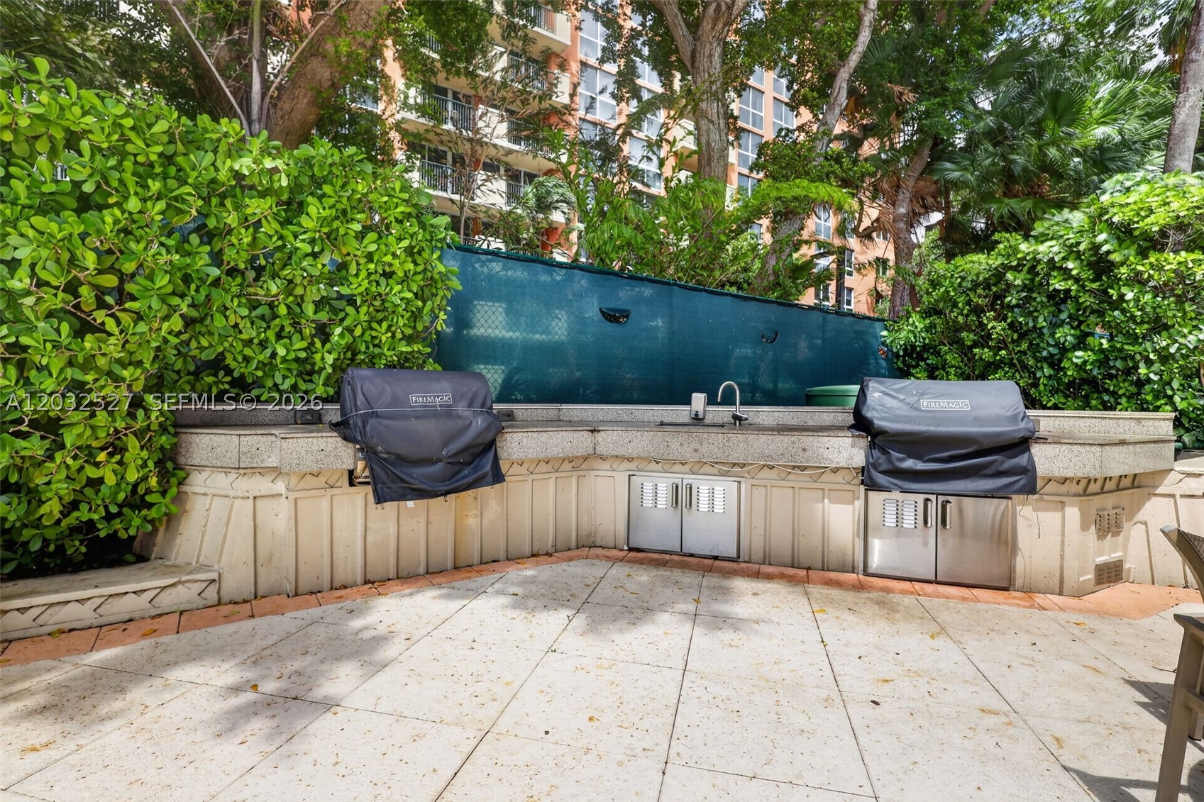 YACHT HARBOUR CONDO - Residential