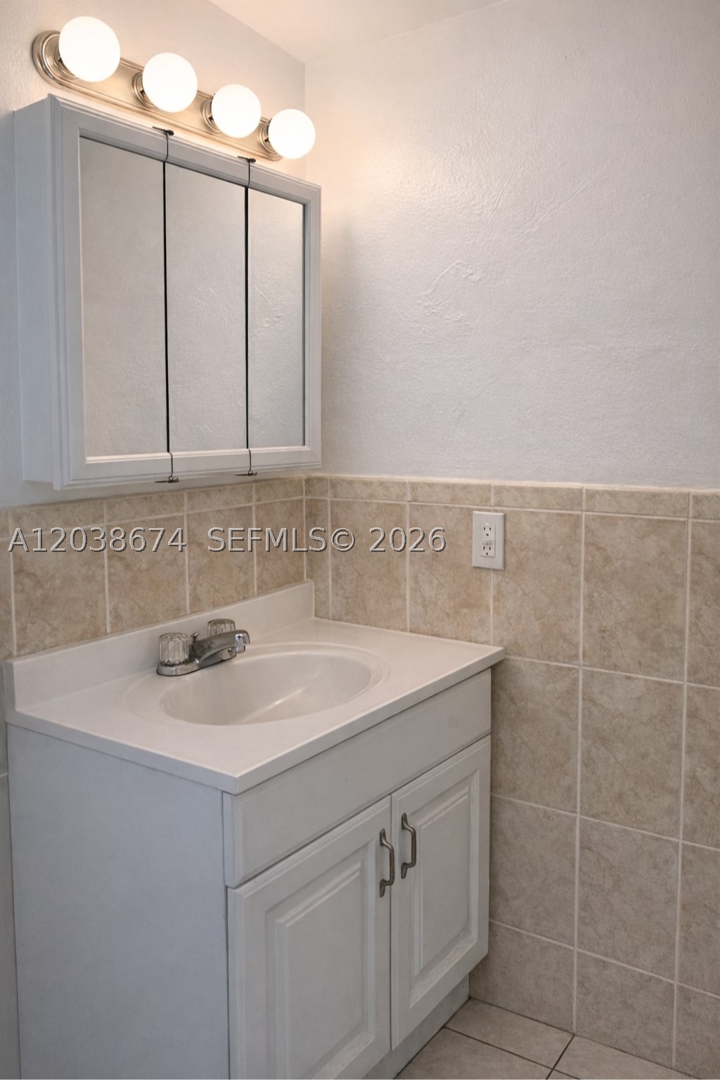 ARCH CREEK LANDING CONDO - Residential