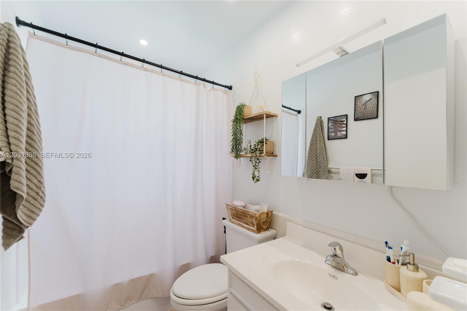 TAMARAC LAKES SOUTH - Residential