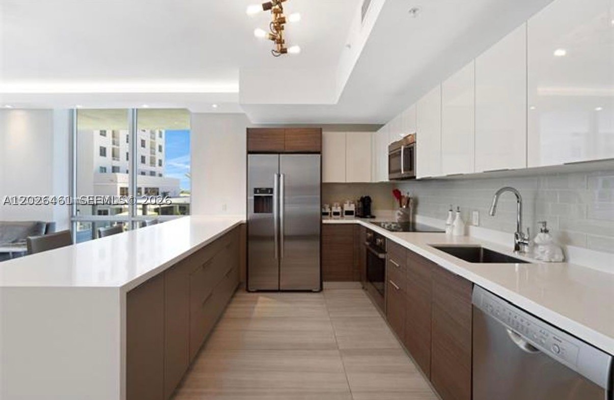 BRICKELL TEN CONDO - Residential