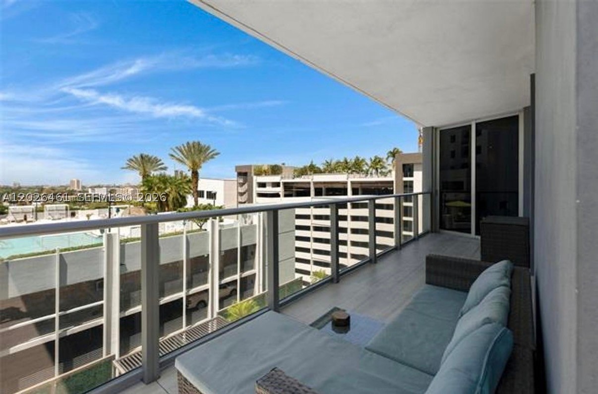 BRICKELL TEN CONDO - Residential