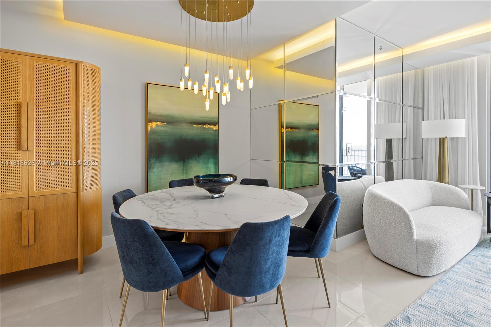 COURTS BRICKELL KEY CONDO - Residential