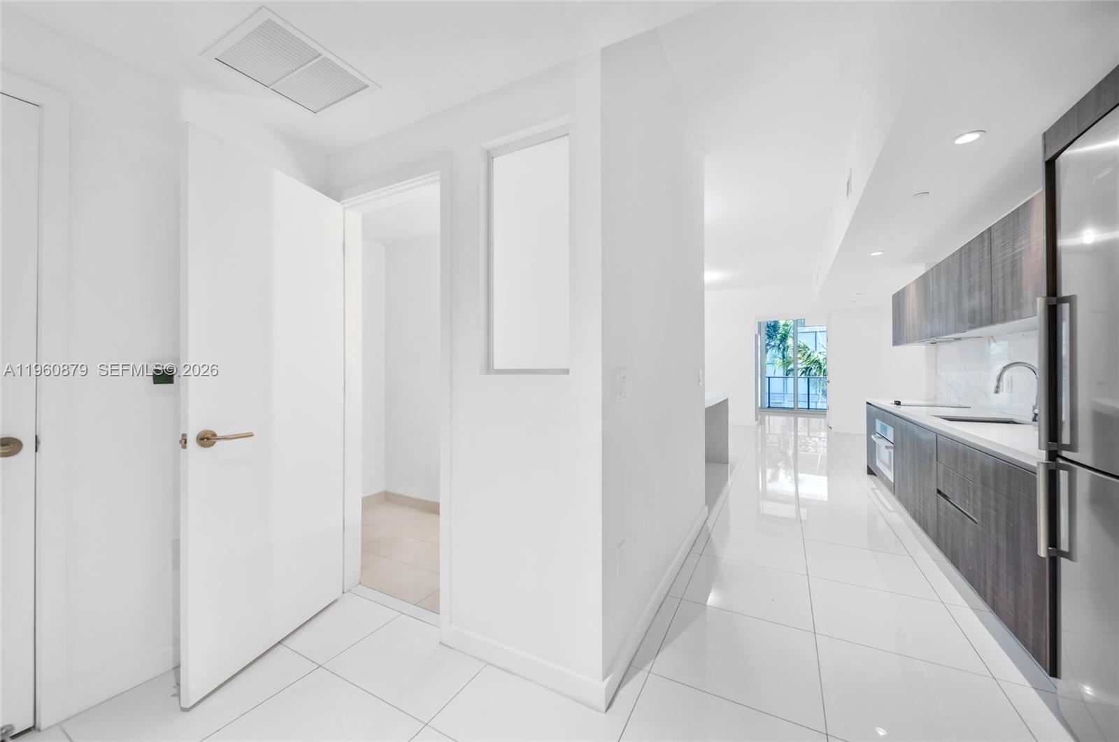 PARAMOUNT MIAMI WORLDCENT - Residential