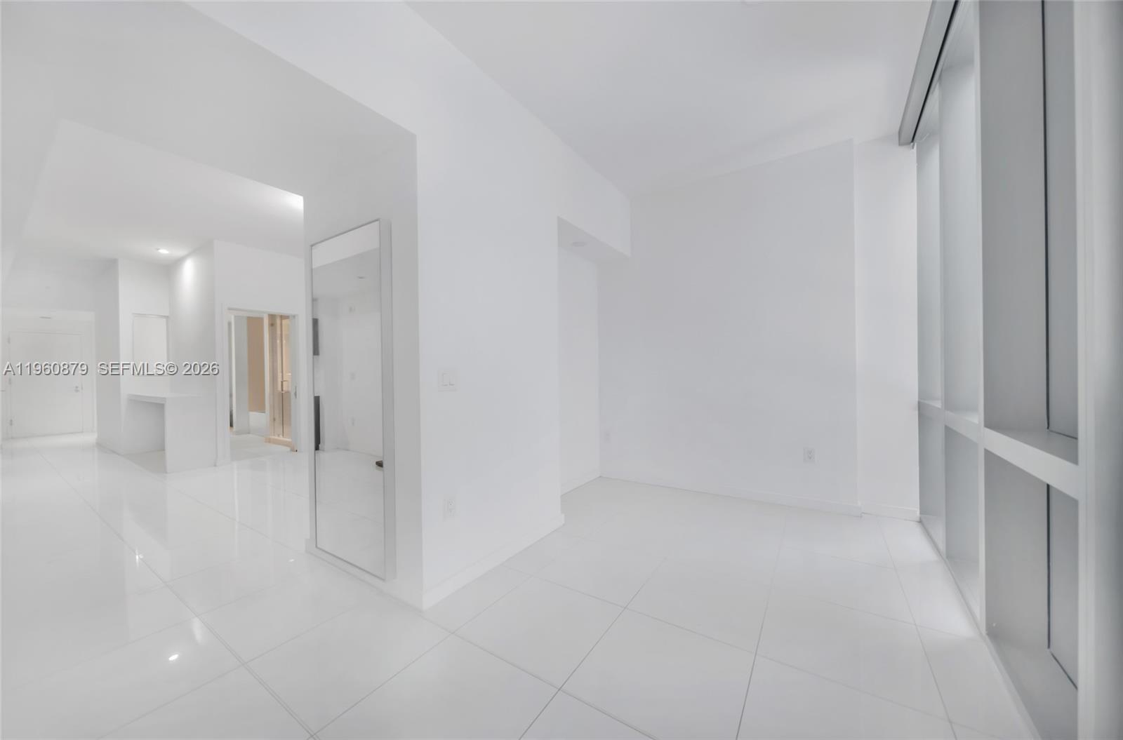 PARAMOUNT MIAMI WORLDCENT - Residential