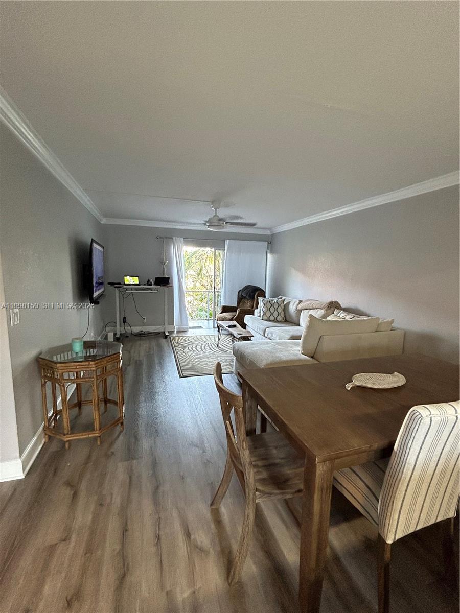 LORI-LYNN CONDO - Residential