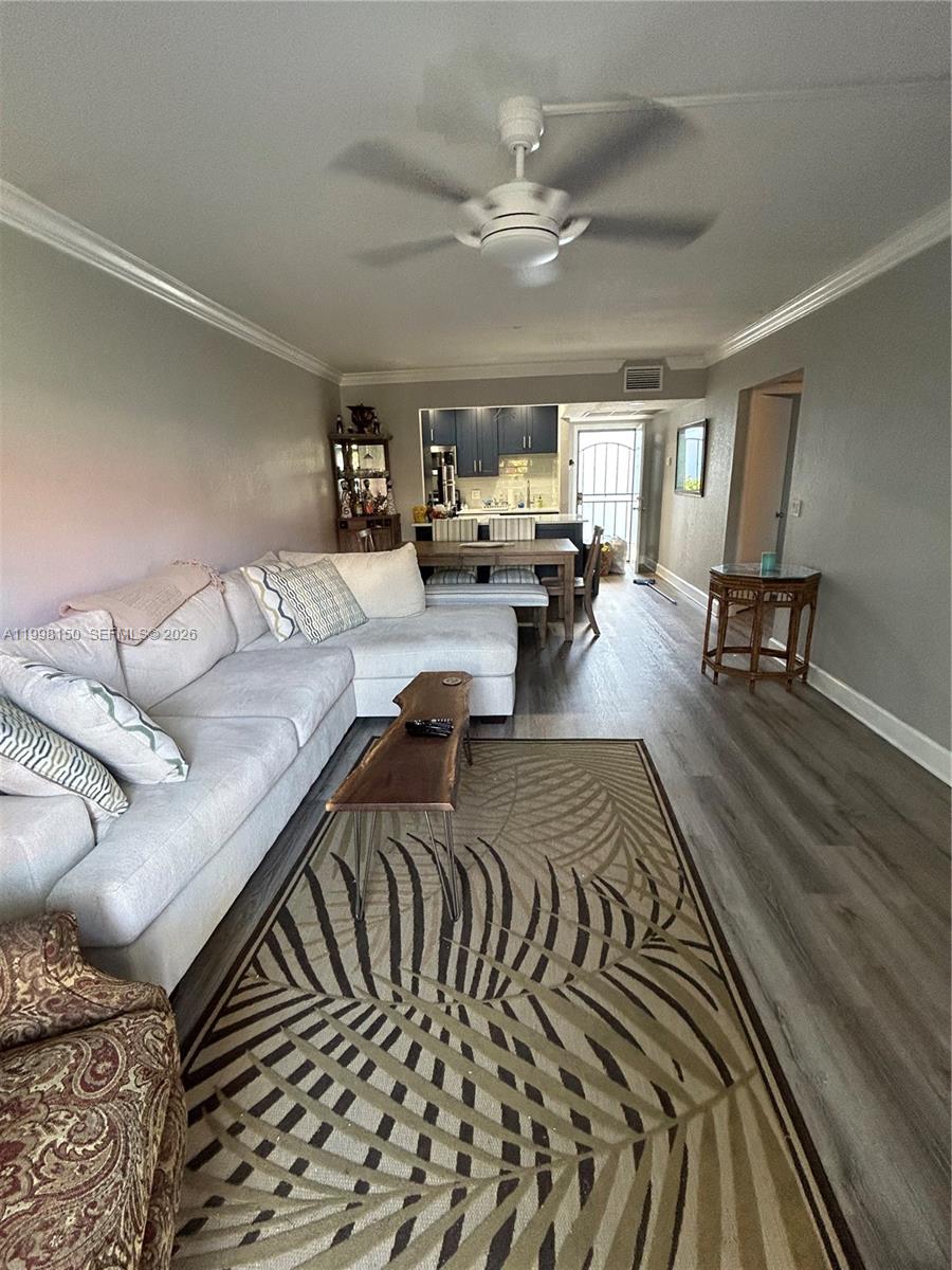 LORI-LYNN CONDO - Residential