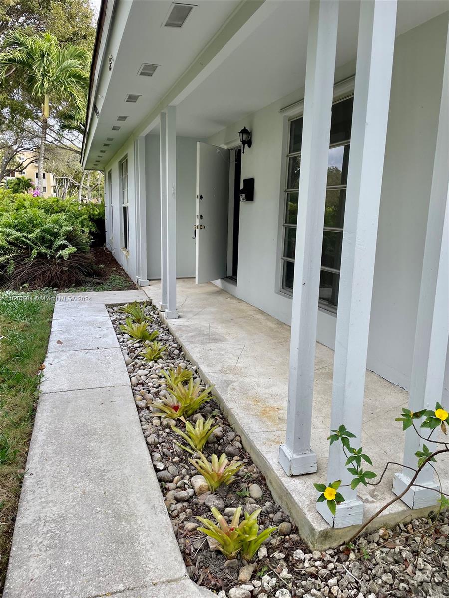 This cozy two-story townhouse features two bedrooms and one bathroom, located in the quiet community of Camino Circle/Kings Creek Neighborhood. This property has recently undergone some upgrades, including new floors upstairs and new granite kitchen counter.. It includes a washer and dryer inside, no garage. Rental does not include water or electricity.
Situated on a quiet street by the canal, this location offers easy access to Kendal Drive, Dadeland Mall, and major highways such as US1, Metro Rail, and 826. 
NOTE: Tenant (s) must have a min credit score of 650 as per the association requirements.