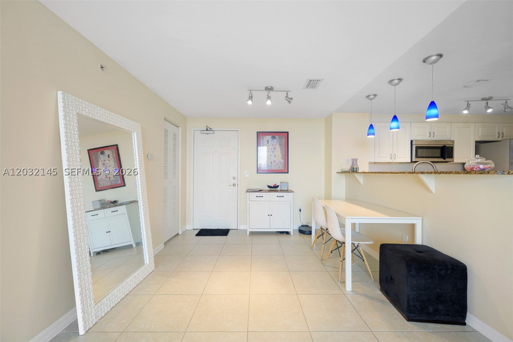 LEJEUNE PLAZA CONDO - Residential Lease
