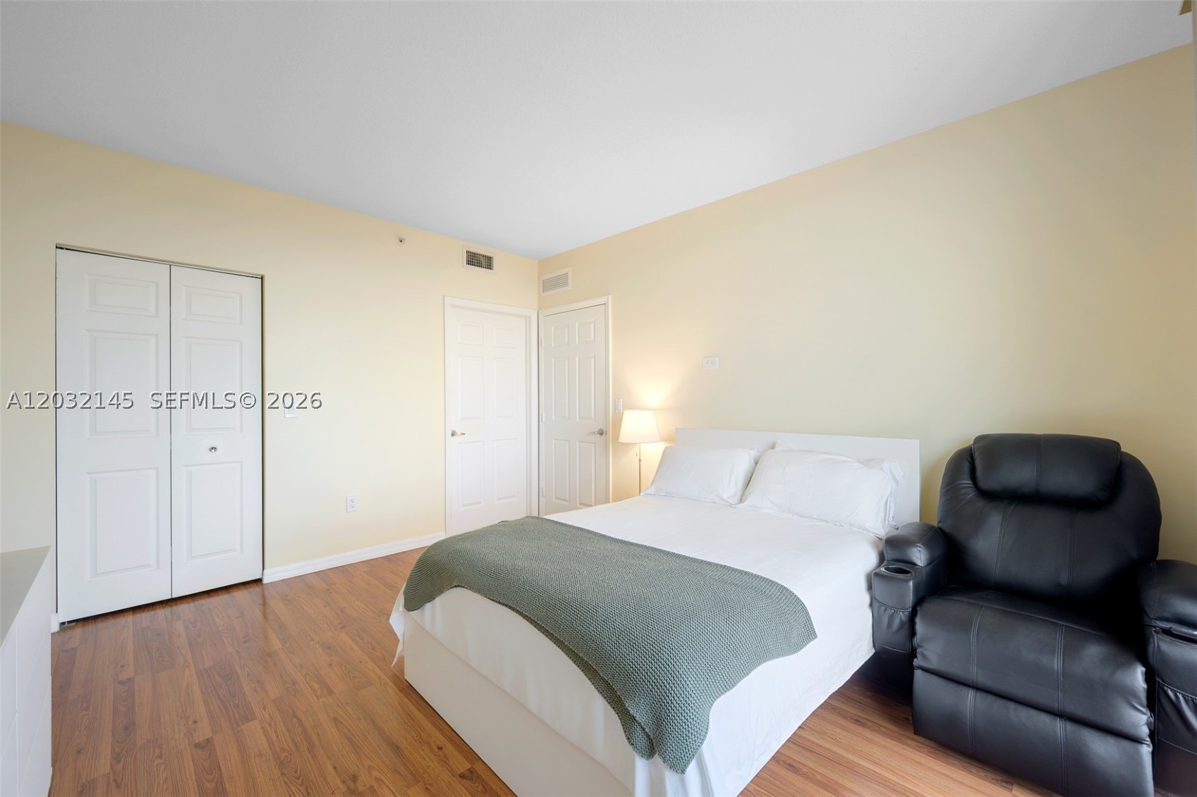 LEJEUNE PLAZA CONDO - Residential Lease