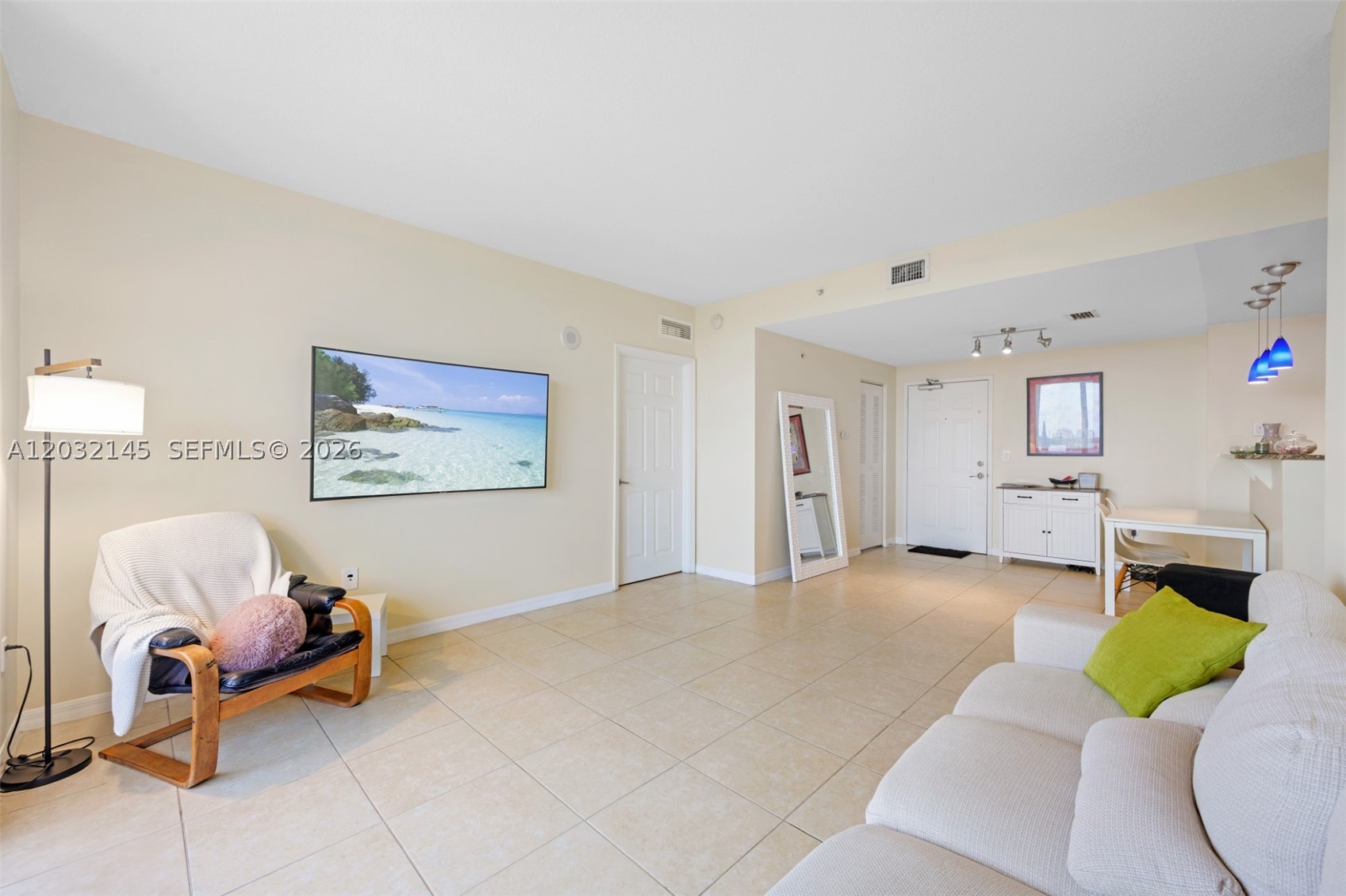 LEJEUNE PLAZA CONDO - Residential Lease