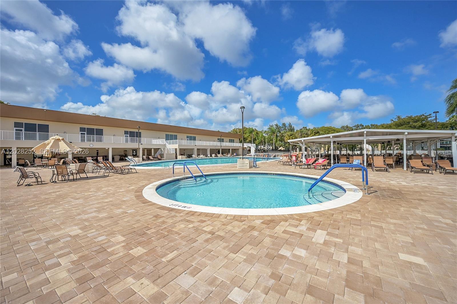 TROWBRIDGE C CONDO - Residential