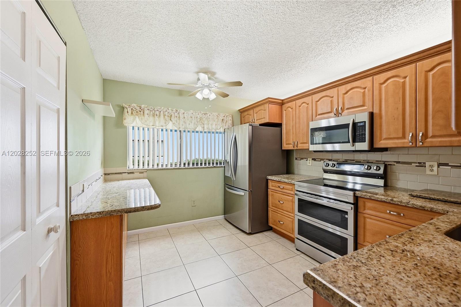 TROWBRIDGE C CONDO - Residential
