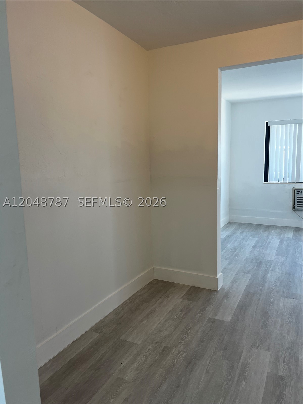 BISCAYNE BCH SUB - Residential Lease