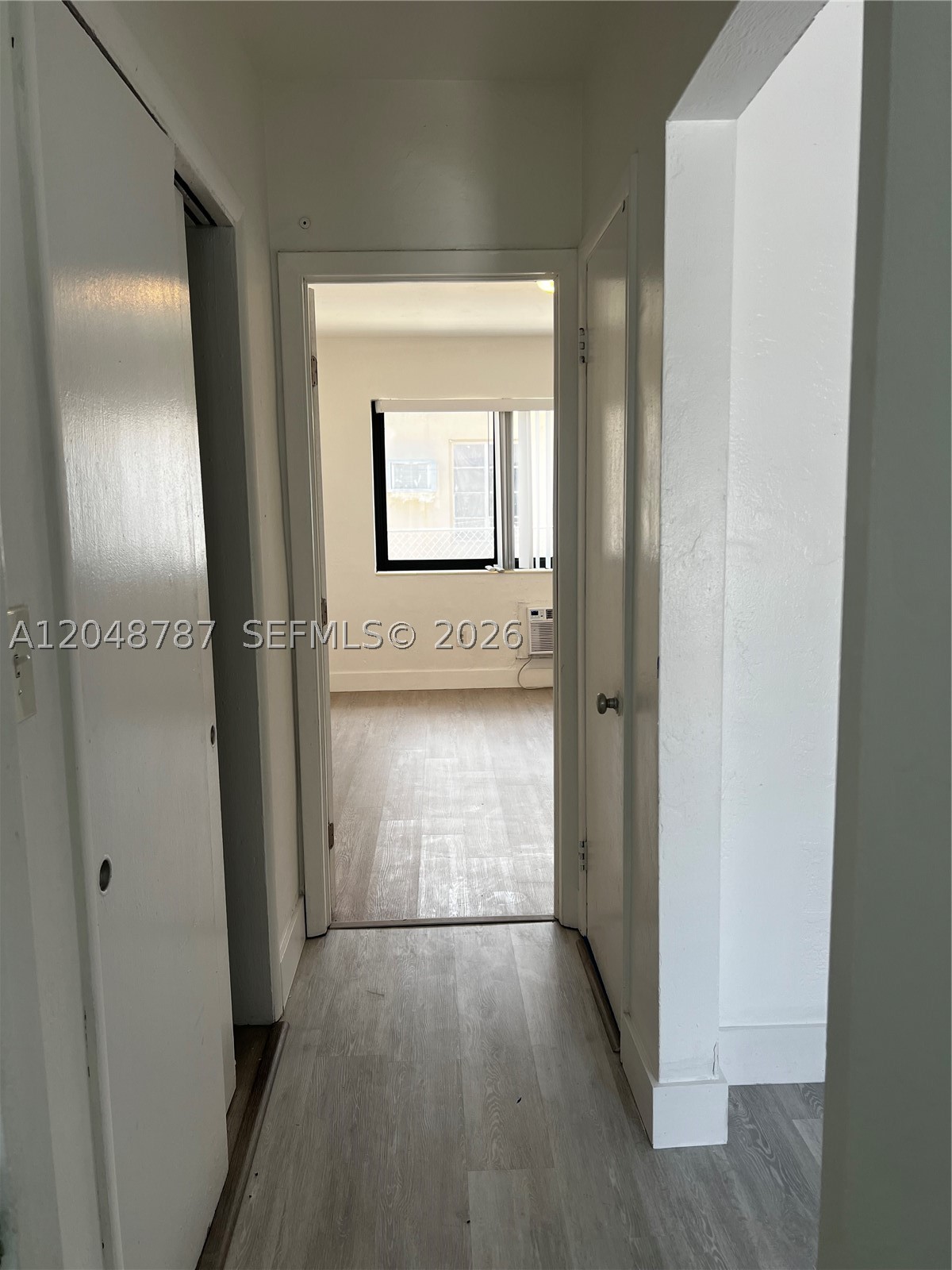 BISCAYNE BCH SUB - Residential Lease