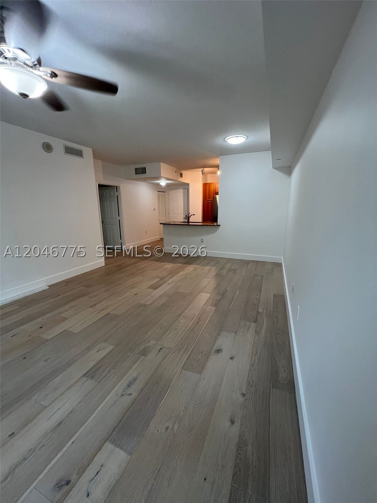 VERANDA CONDO - Residential