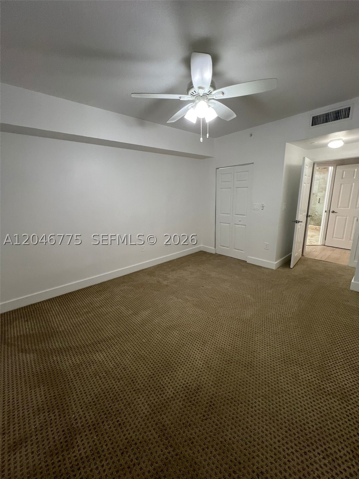 VERANDA CONDO - Residential