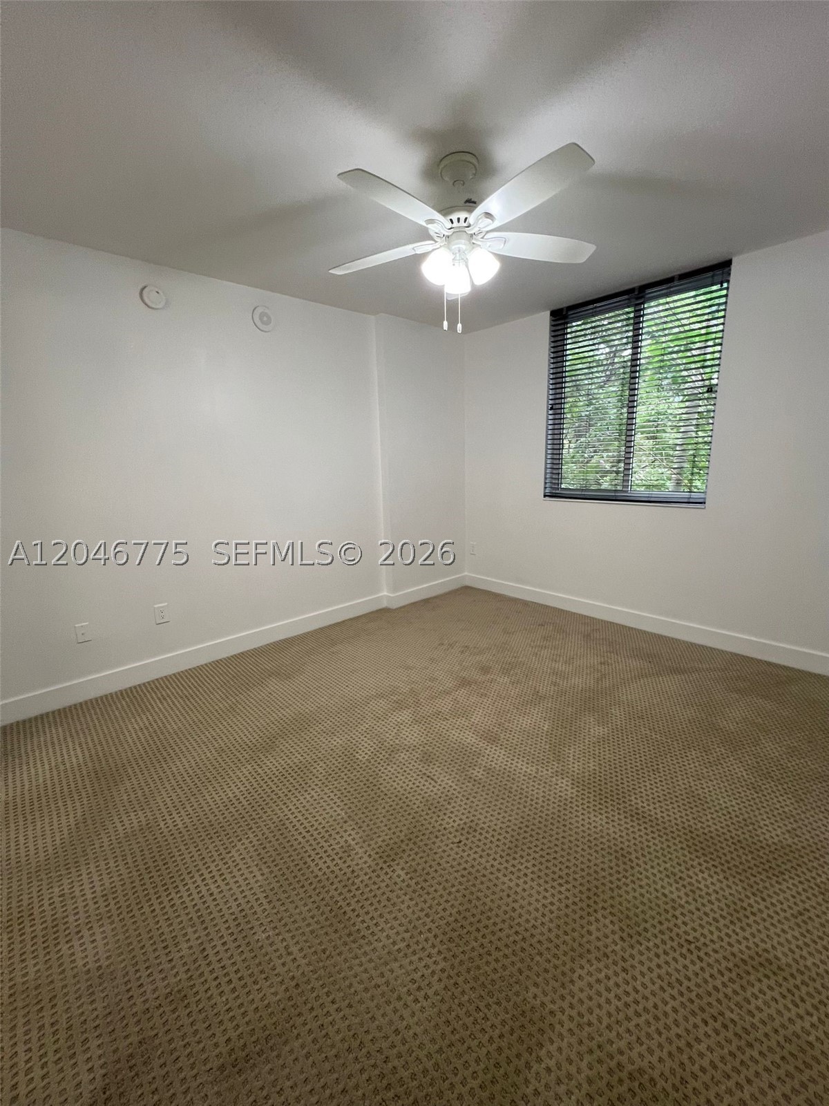 VERANDA CONDO - Residential