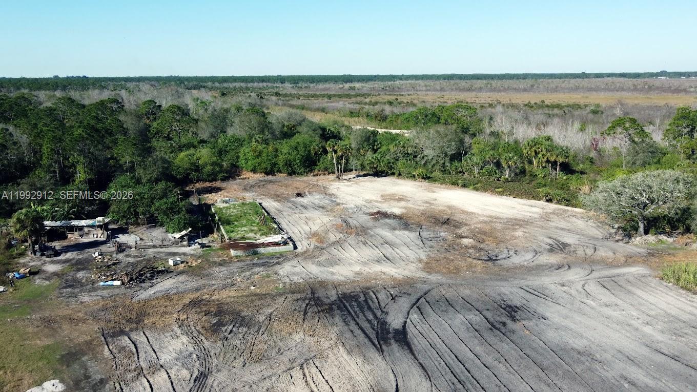 Pioneer Plantation - Land