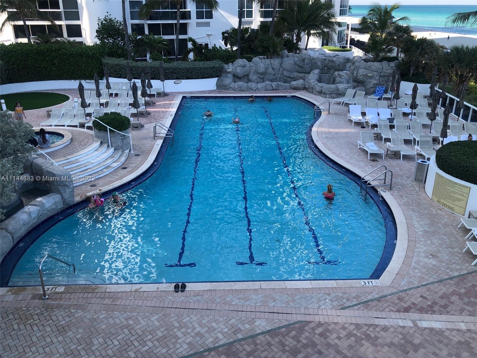 TRUMP ROYALE CONDO - Residential