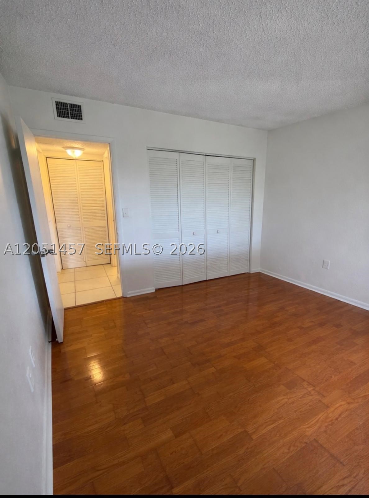 LAKEVIEW GARDENS AT MIAMI - Residential Lease