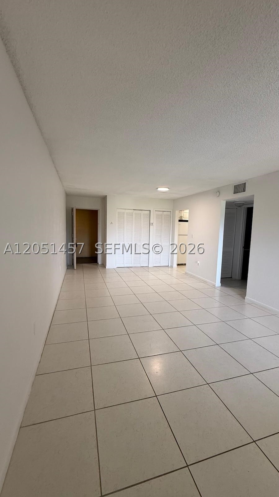 LAKEVIEW GARDENS AT MIAMI - Residential Lease