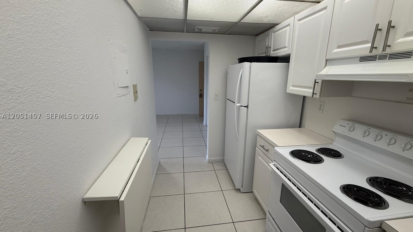 LAKEVIEW GARDENS AT MIAMI - Residential Lease