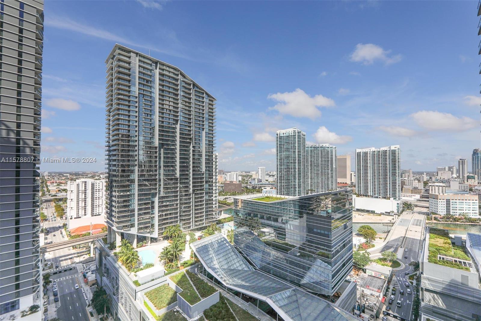 801 SMA RESIDENCES CONDO - Residential