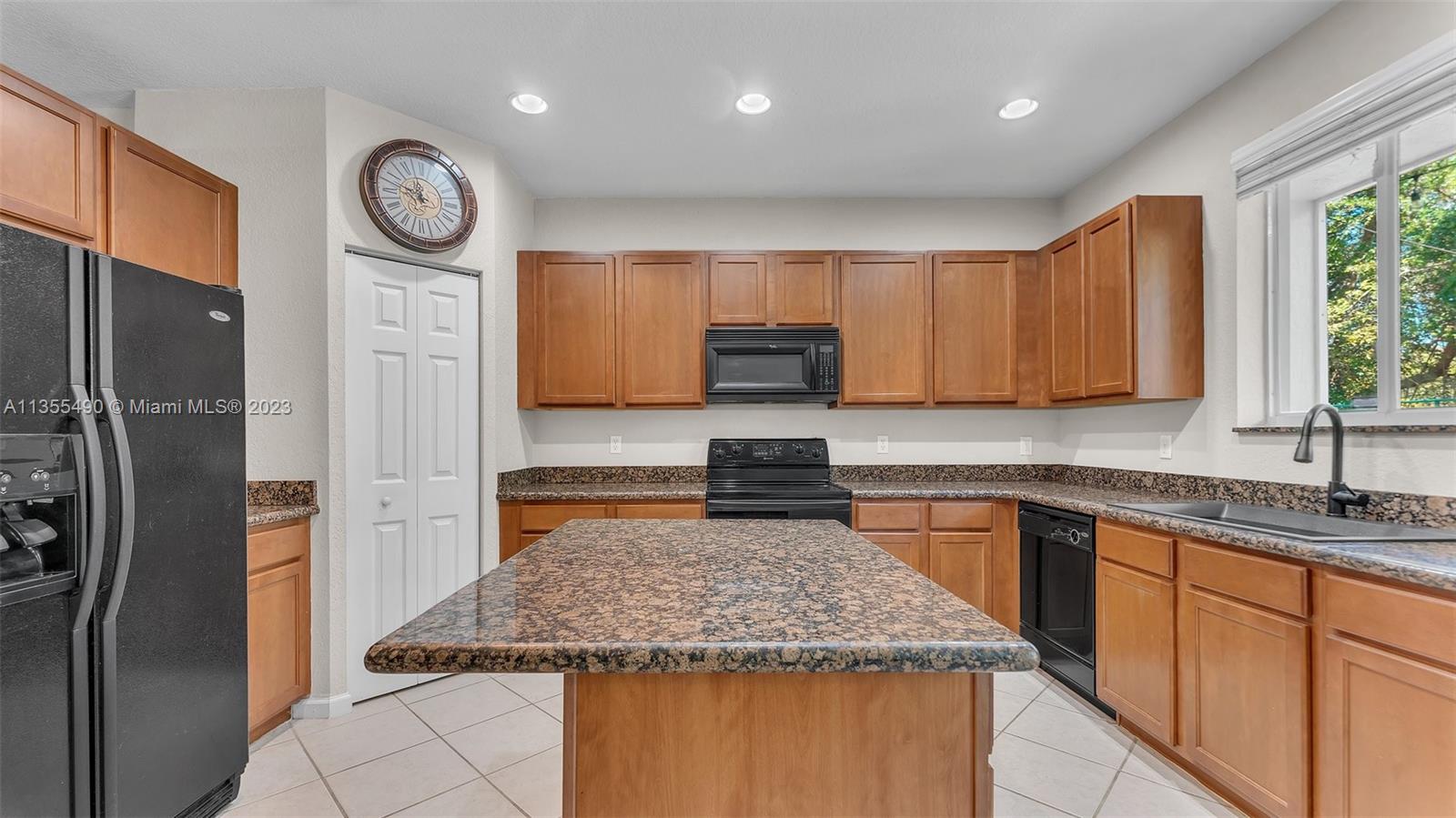 QUANTUM PARK TOWNHOMES - Residential