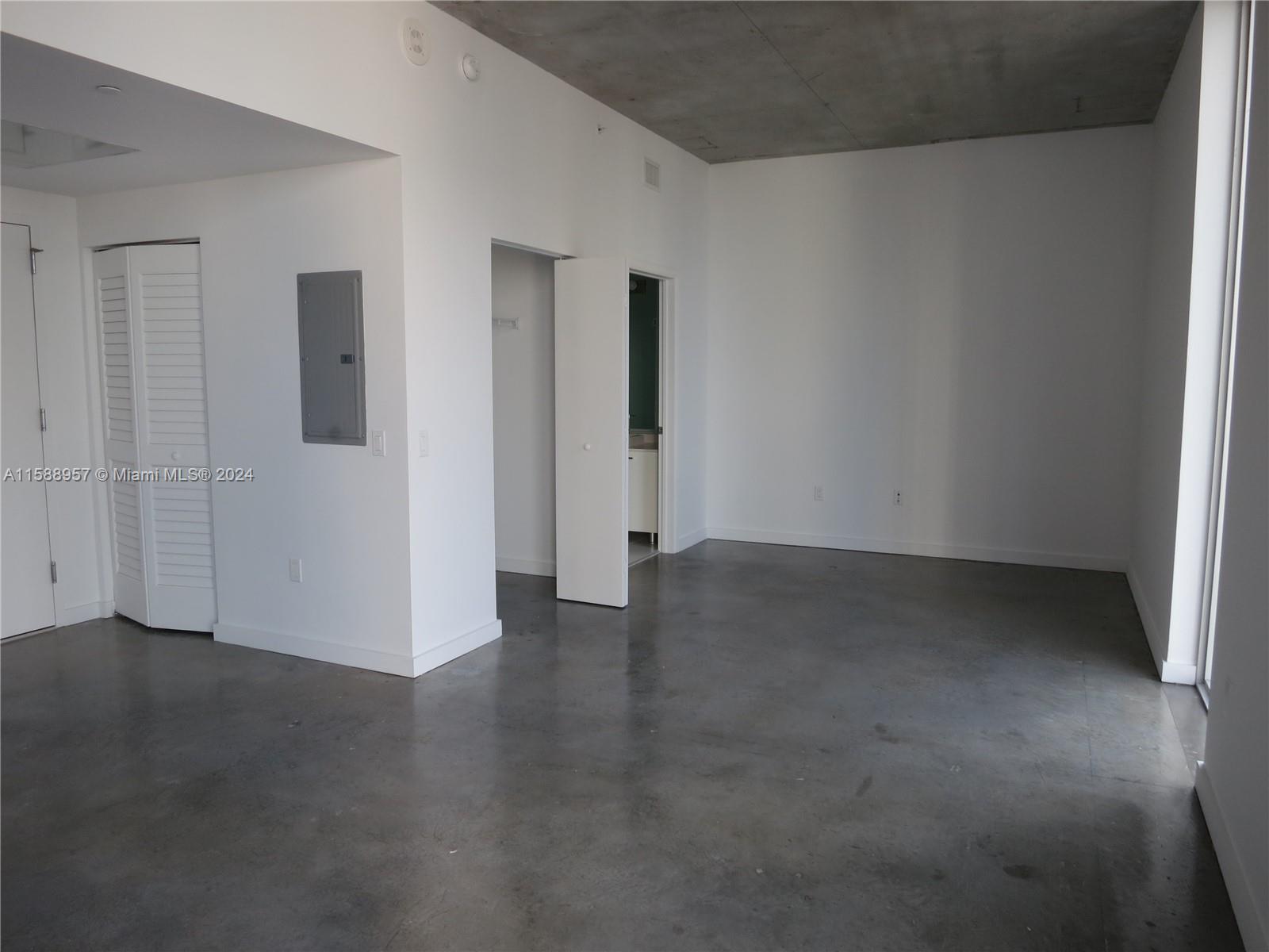 Centro Condo - Residential