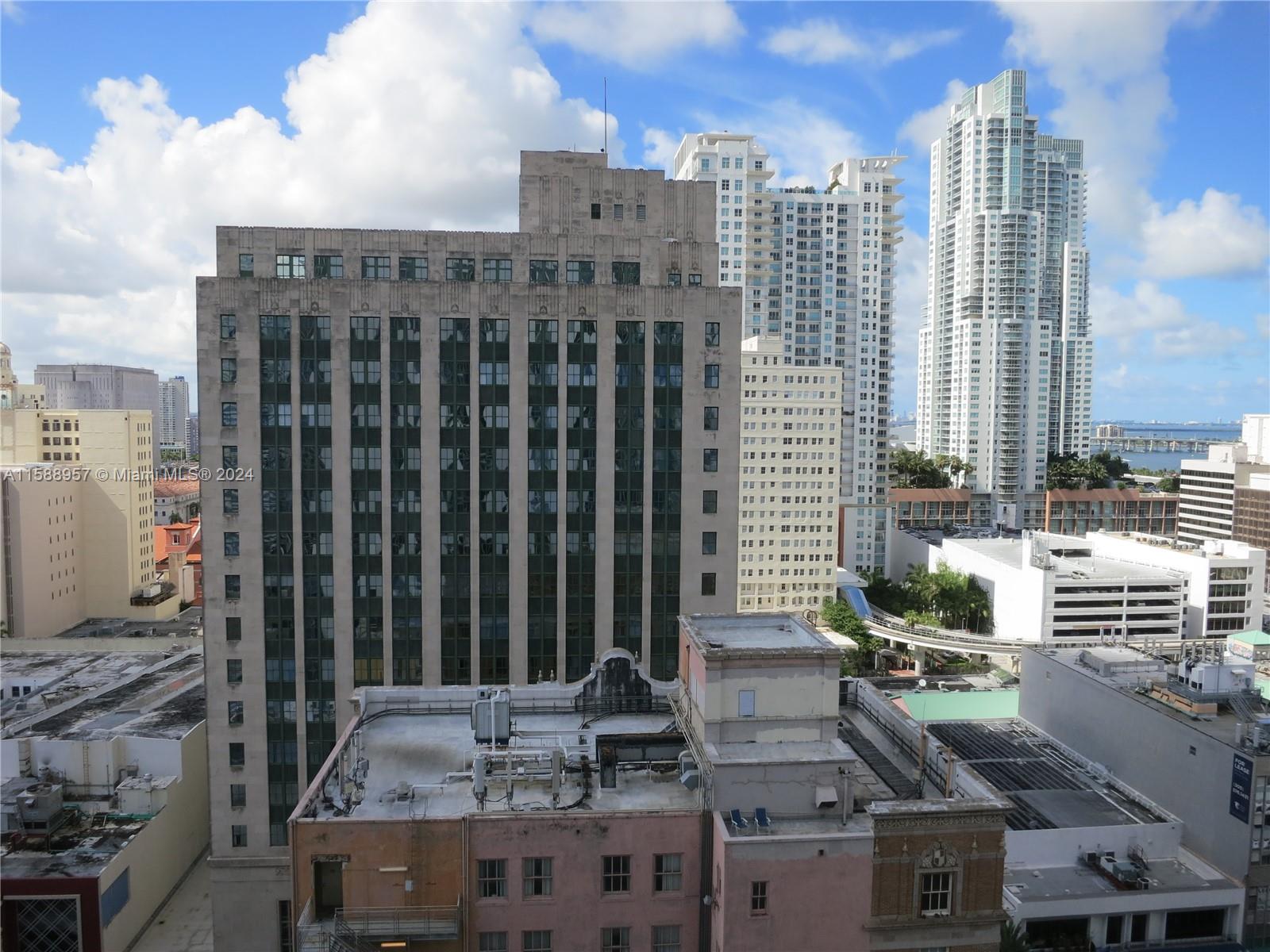 Centro Condo - Residential