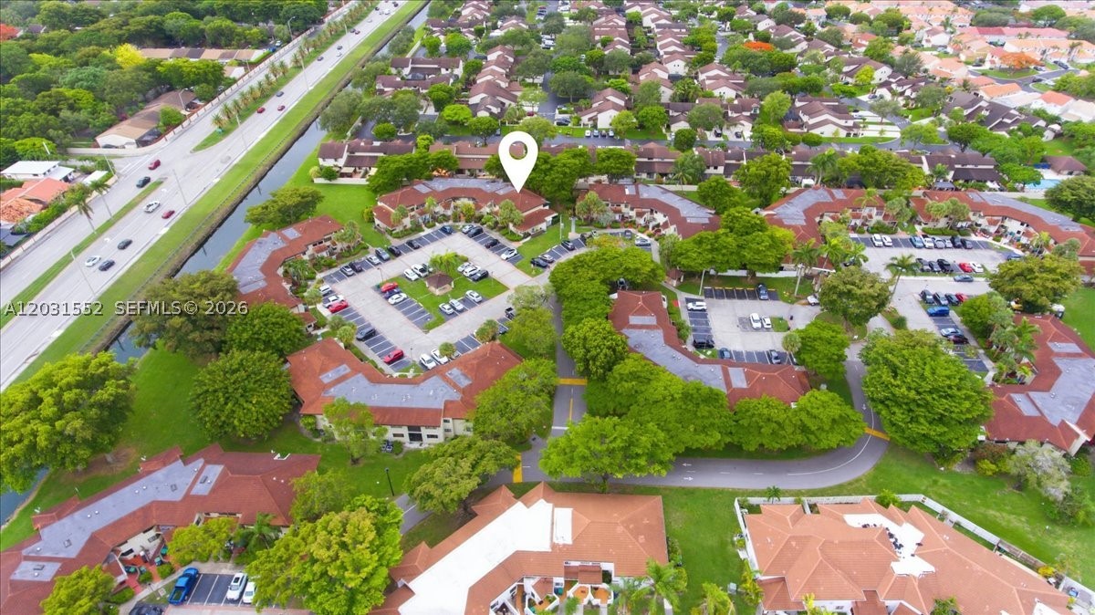 ESPRIT CONDO - Residential