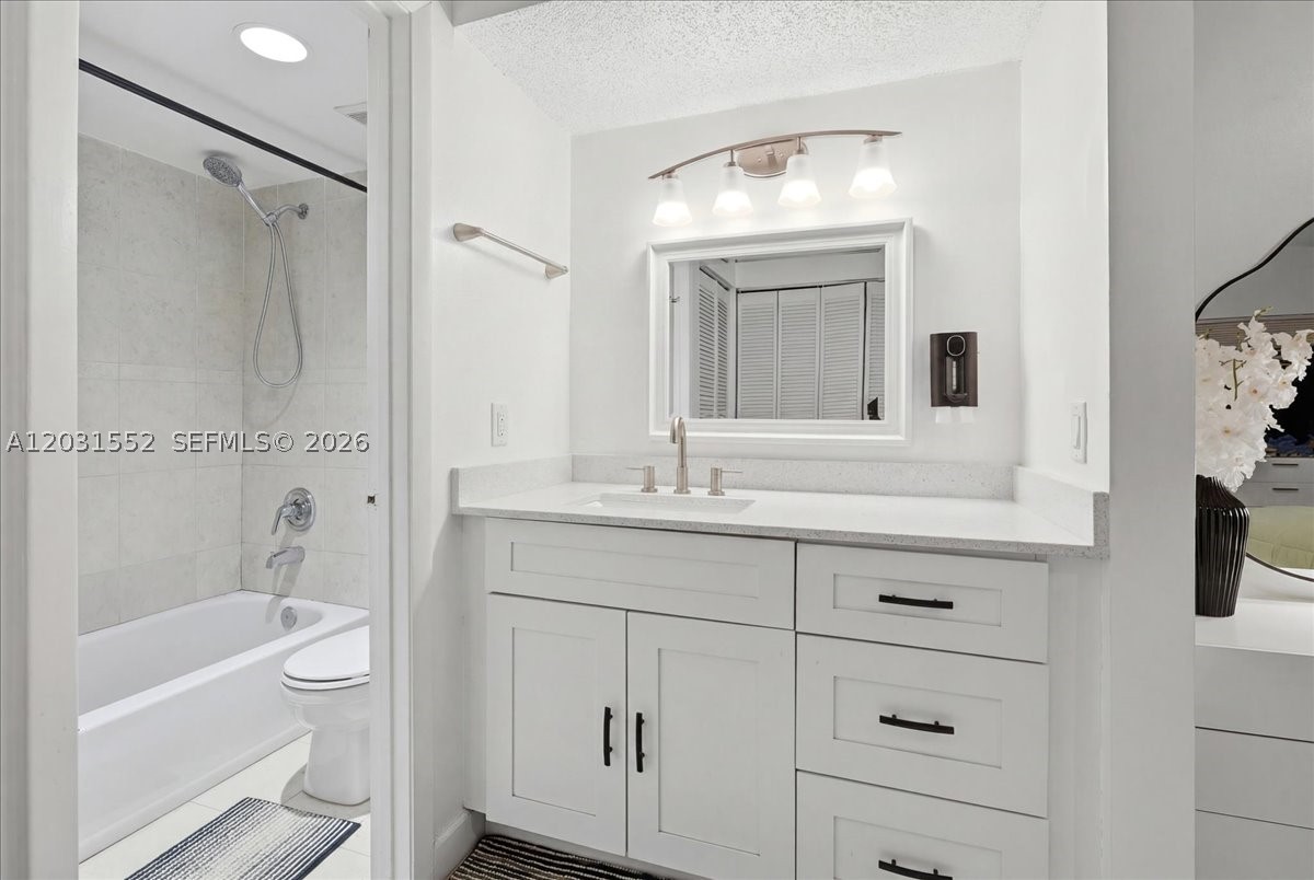 ESPRIT CONDO - Residential