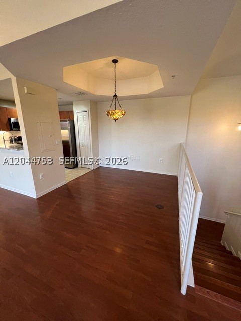 THE COURTS AT DORAL ISLES - Residential Lease