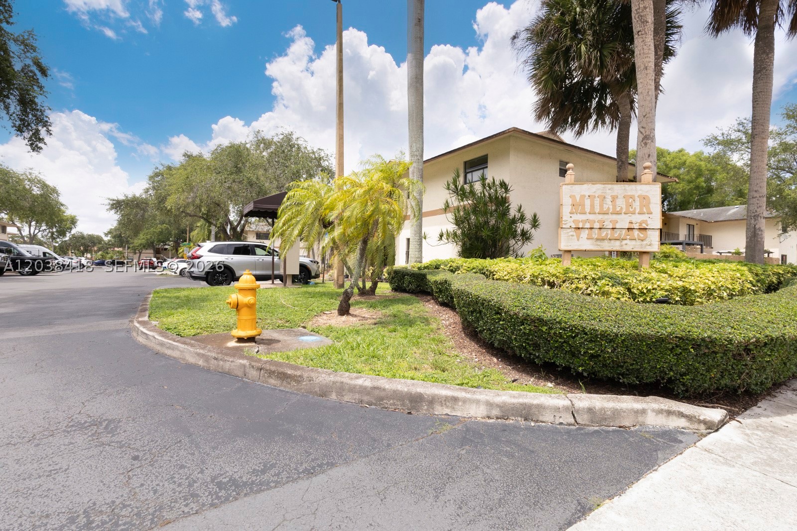 MILLER VILLAS CONDO - Residential