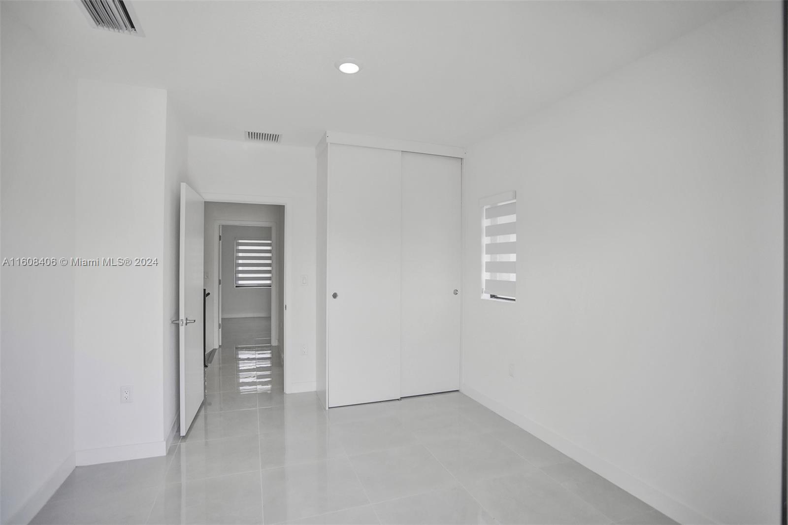 AURORA - Residential Lease