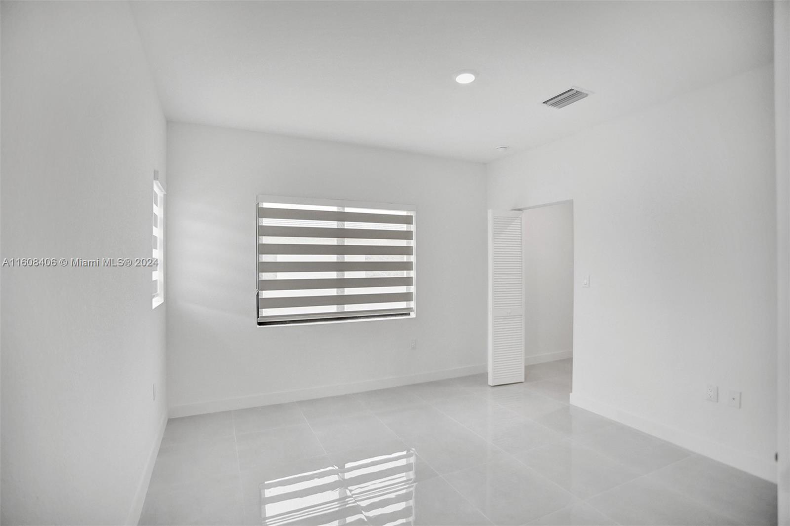 AURORA - Residential Lease