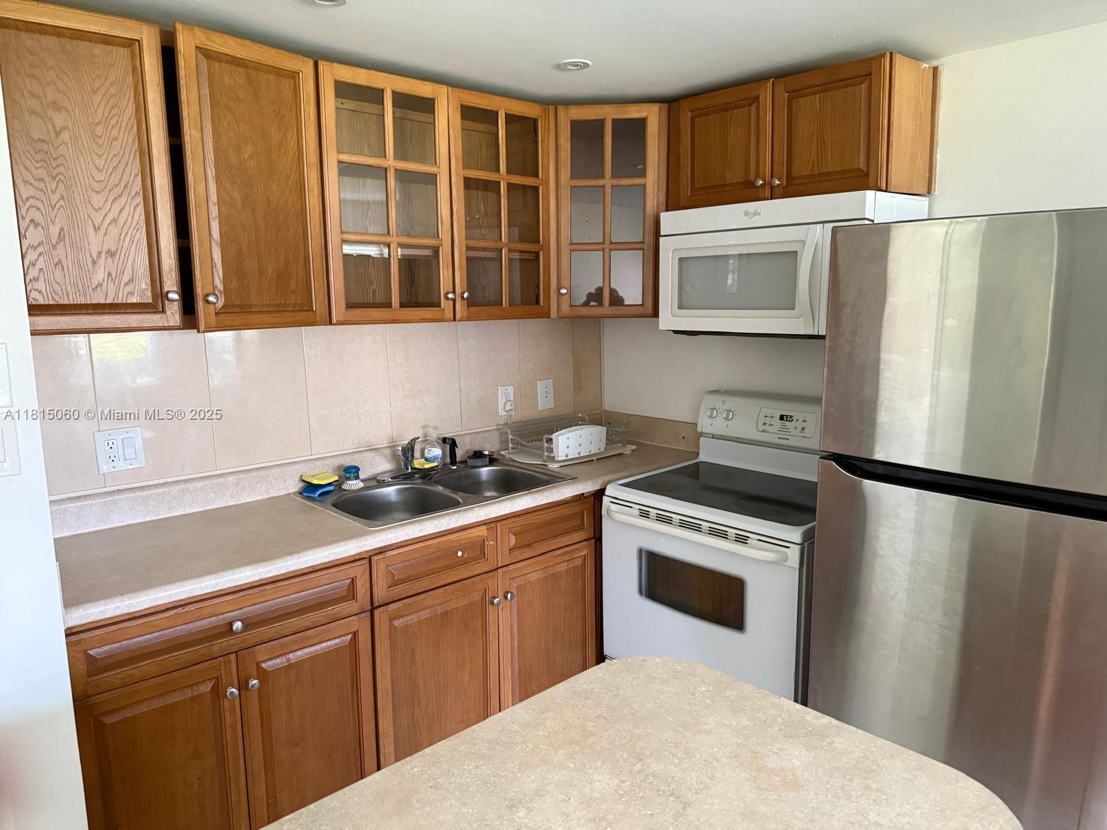 SUFFOLK AT CENTURY VILLAG - Residential